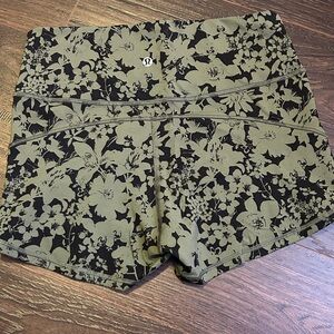 lululemon athletica Women's Olive Floral Shorts